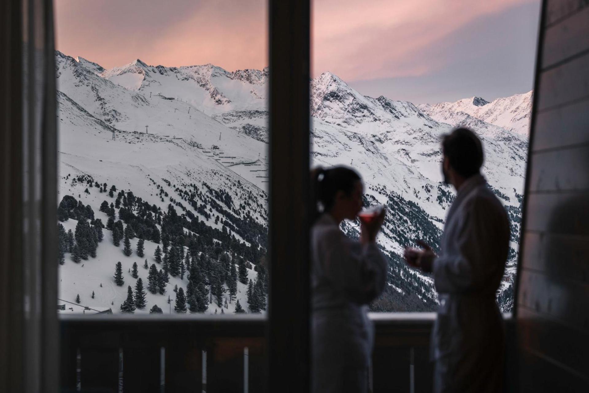 Ski - Golf - Wellness Hotel Riml Hochgurgl Ngoại thất bức ảnh