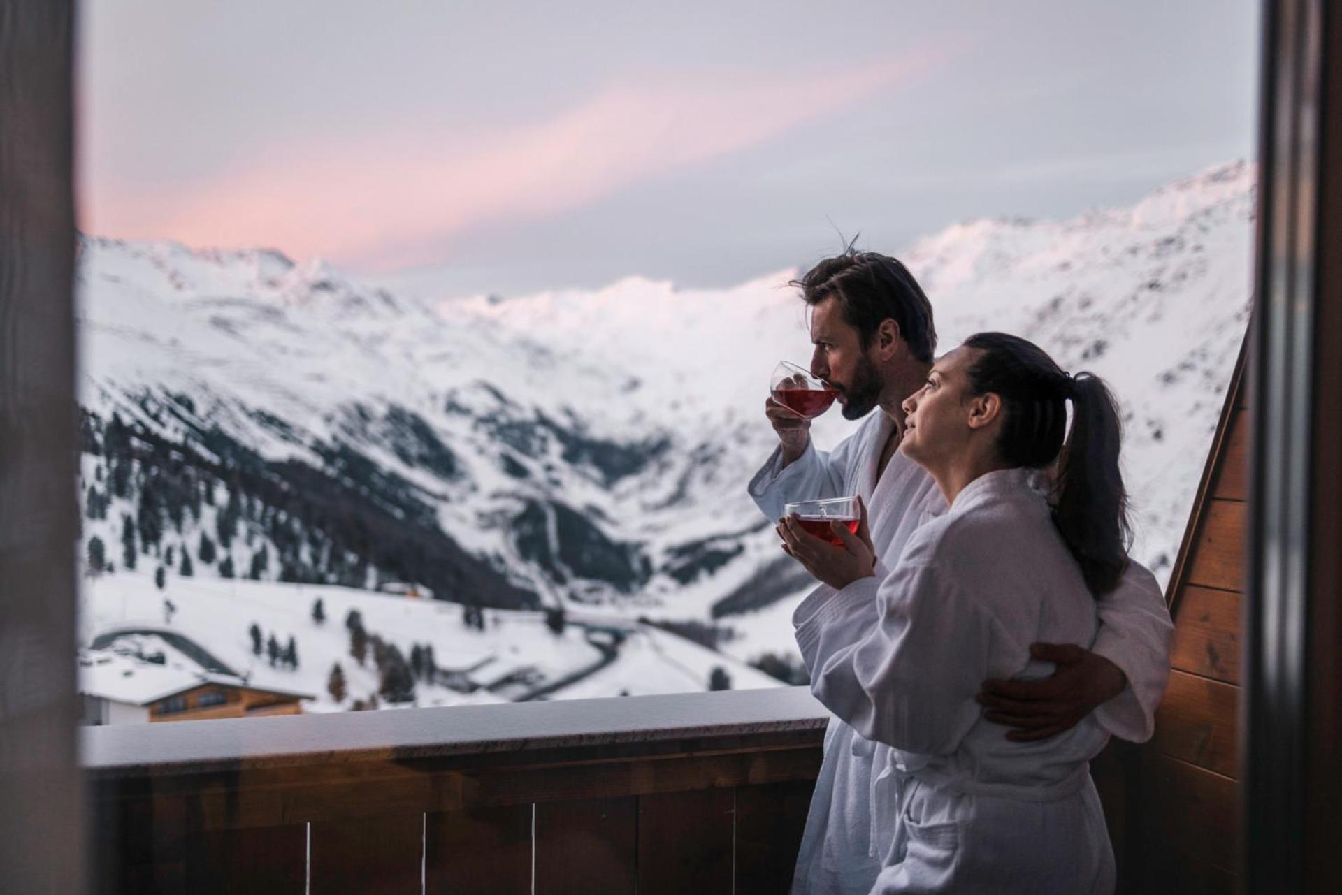 Ski - Golf - Wellness Hotel Riml Hochgurgl Ngoại thất bức ảnh