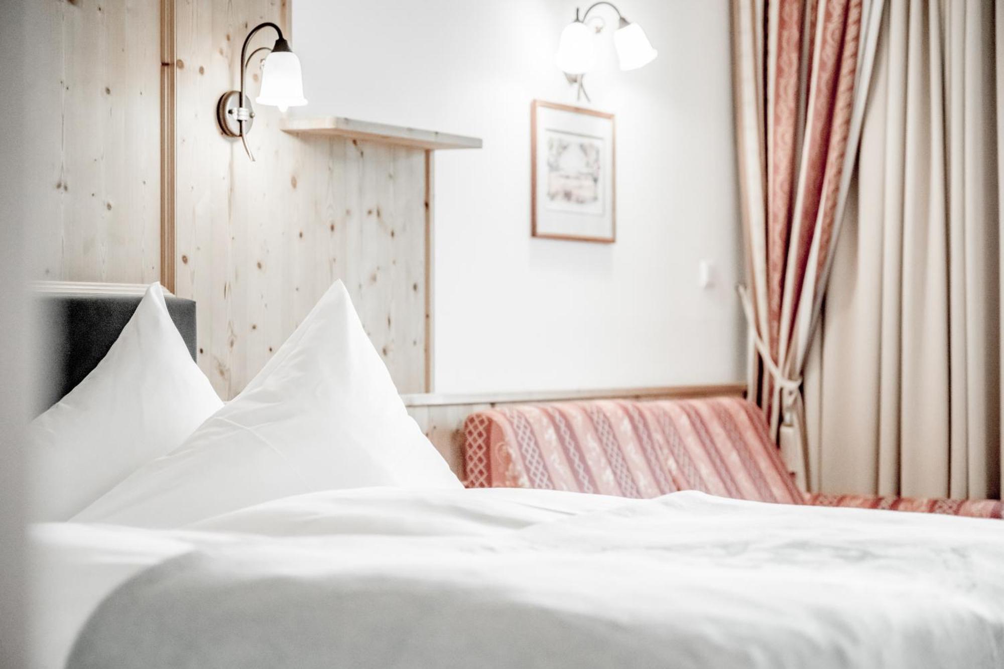 Ski - Golf - Wellness Hotel Riml Hochgurgl Ngoại thất bức ảnh