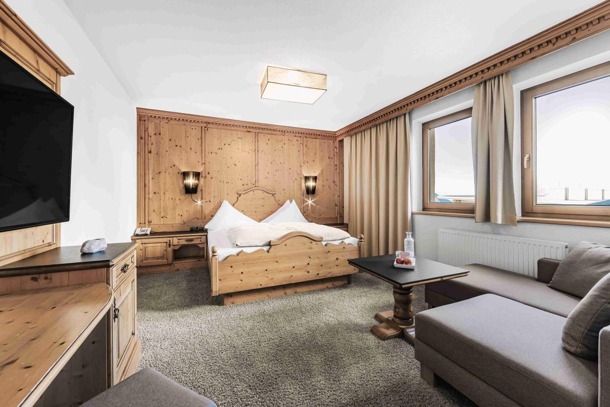 Ski - Golf - Wellness Hotel Riml Hochgurgl Ngoại thất bức ảnh