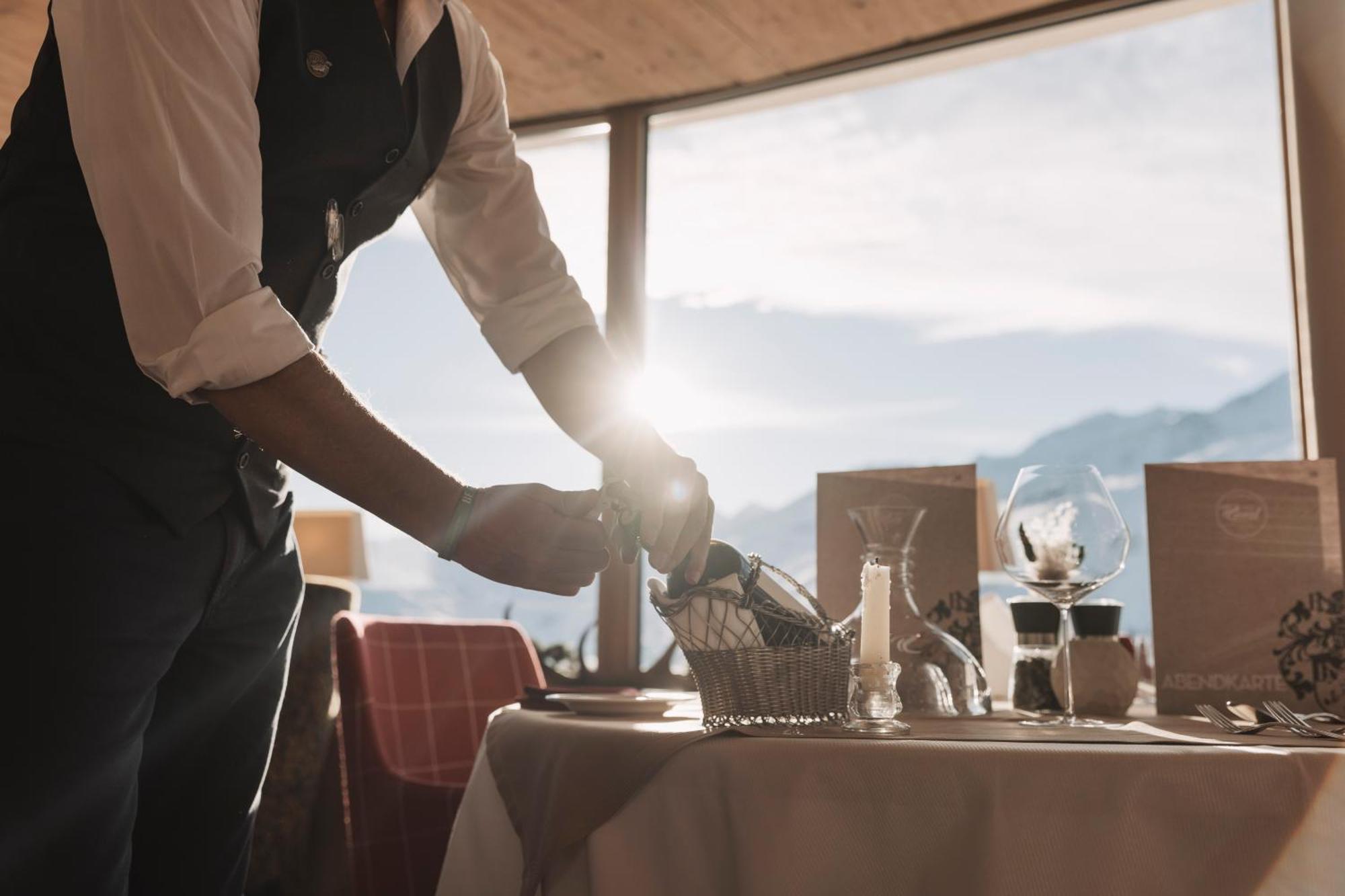 Ski - Golf - Wellness Hotel Riml Hochgurgl Ngoại thất bức ảnh